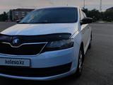 Skoda Rapid 2015 года за 4 900 000 тг. в Петропавловск