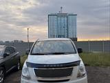 Hyundai Starex 2009 года за 5 200 000 тг. в Астана – фото 2