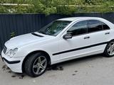 Mercedes-Benz C 320 2002 годаүшін3 500 000 тг. в Алматы – фото 4