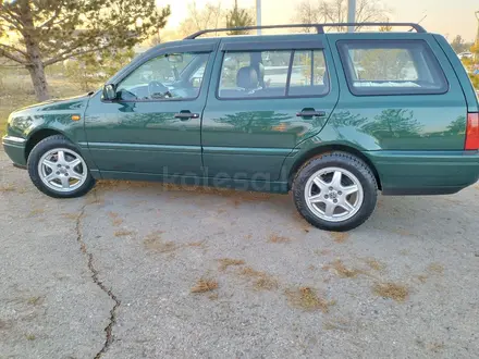 Volkswagen Golf 1999 года за 3 300 000 тг. в Алматы – фото 16