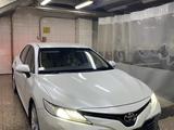 Toyota Camry 2019 года за 14 200 000 тг. в Астана