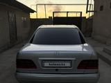 Mercedes-Benz E 230 1997 года за 2 900 000 тг. в Шымкент – фото 2