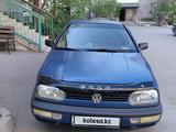 Volkswagen Golf 1997 года за 1 800 000 тг. в Караганда – фото 2