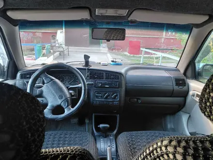 Volkswagen Golf 1997 года за 1 800 000 тг. в Караганда – фото 4