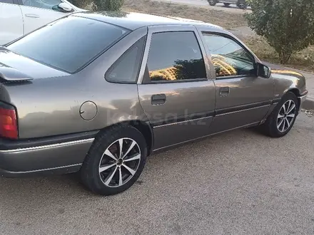 Opel Vectra 1995 года за 850 000 тг. в Актобе – фото 2