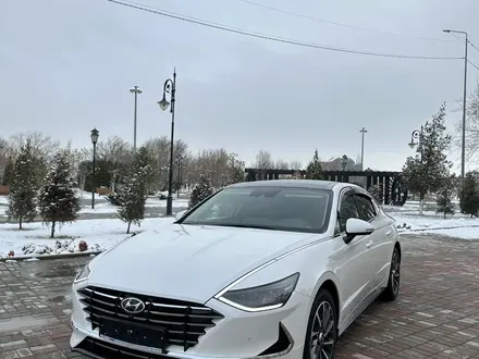 Hyundai Sonata 2022 года за 16 000 000 тг. в Туркестан – фото 2