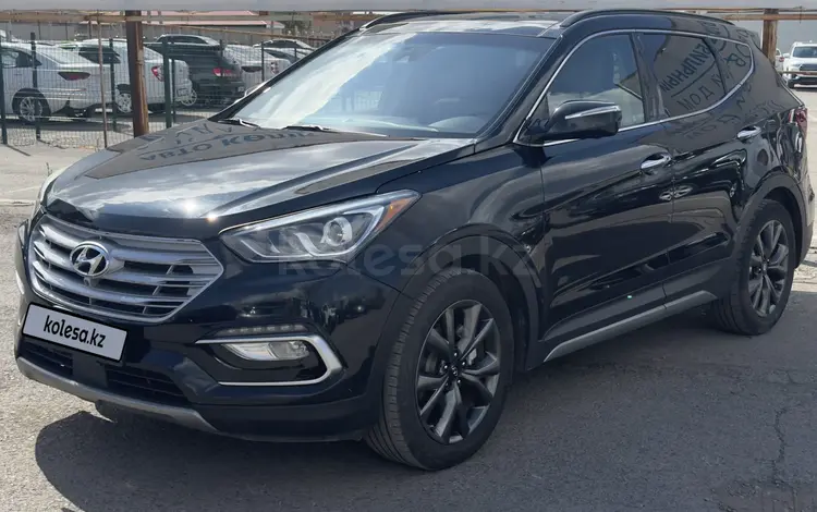 Hyundai Santa Fe 2017 годаfor11 200 000 тг. в Караганда