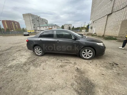 Toyota Corolla 2011 года за 7 300 000 тг. в Актобе – фото 4