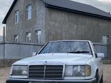 Mercedes-Benz E 230 1989 годаfor1 100 000 тг. в Конаев (Капшагай)