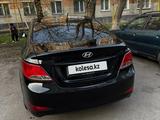 Hyundai Solaris 2014 года за 4 900 000 тг. в Петропавловск – фото 4