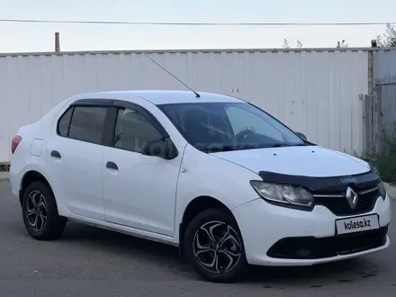 Renault Logan 2017 года за 3 900 000 тг. в Атырау – фото 2