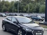 Hyundai Elantra 2018 года за 6 950 000 тг. в Астана – фото 3