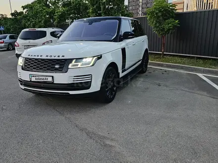 Land Rover Range Rover 2018 года за 38 000 000 тг. в Алматы – фото 8