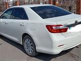 Toyota Camry 2014 года за 8 200 000 тг. в Экибастуз – фото 4