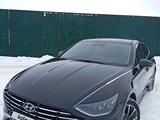 Hyundai Sonata 2023 годаfor14 500 000 тг. в Астана – фото 3