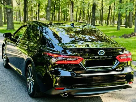 Toyota Camry 2021 года за 20 400 000 тг. в Алматы – фото 8