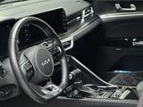 Kia K5 2022 года за 15 000 000 тг. в Актобе – фото 5