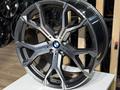 Разно-широкие диски R21 на BMW 5x112 за 548 000 тг. в Астана – фото 3