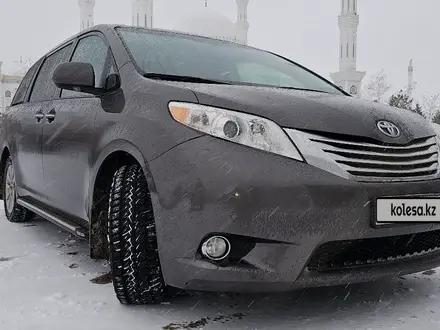 Toyota Sienna 2014 года за 14 500 000 тг. в Астана