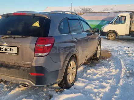 Chevrolet Captiva 2014 года за 7 200 000 тг. в Актау – фото 3