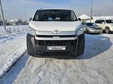 Toyota Hiace 2023 года за 22 200 000 тг. в Алматы – фото 3