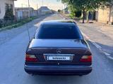 Mercedes-Benz E 280 1994 года за 1 300 000 тг. в Туркестан – фото 4