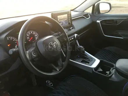 Toyota RAV4 2020 годаүшін12 600 000 тг. в Экибастуз – фото 4