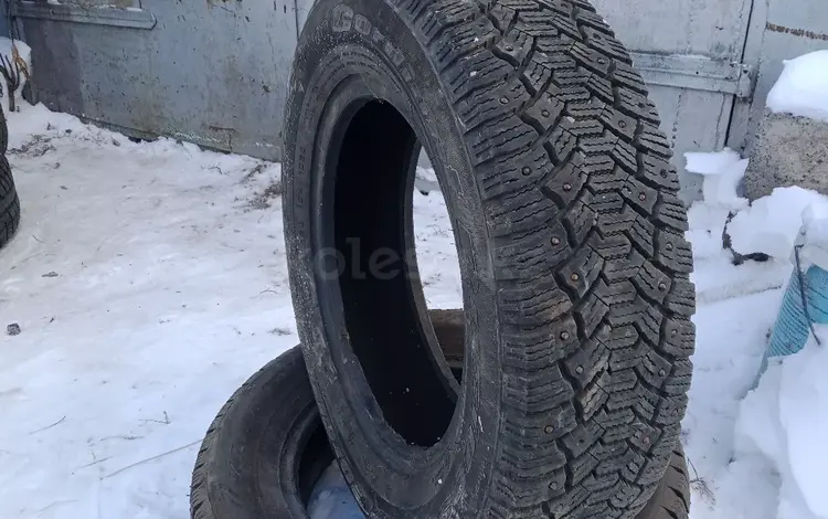 Шину хорошего качества! за 5 500 тг. в Астана