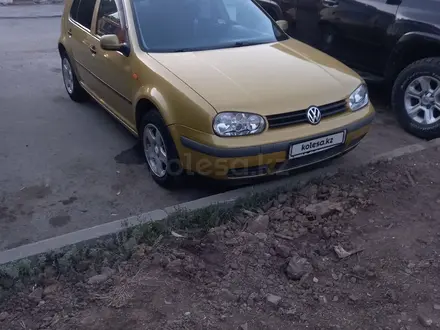 Volkswagen Golf 1999 года за 2 000 000 тг. в Астана – фото 4