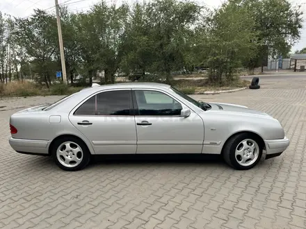 Mercedes-Benz E 280 1998 года за 4 000 000 тг. в Алматы – фото 4