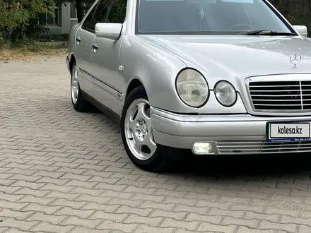 Mercedes-Benz E 280 1998 года за 4 000 000 тг. в Алматы – фото 3