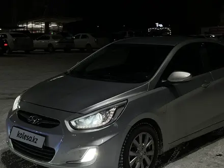 Hyundai Accent 2013 года за 4 700 000 тг. в Усть-Каменогорск – фото 2