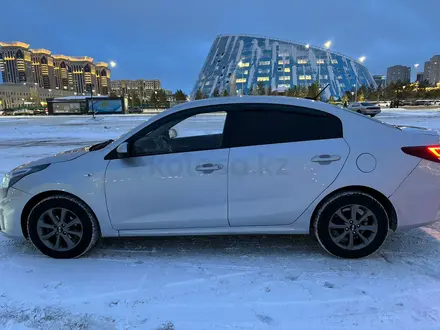 Kia Rio 2021 года за 7 950 000 тг. в Астана – фото 4