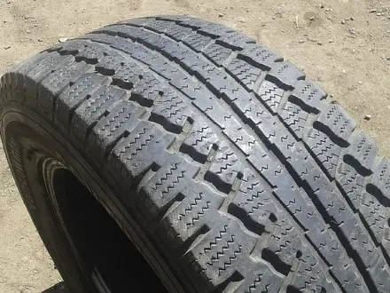 ОДНУ усиленную шину (С) (для автомашин типа: бус, минивен) 215/65 R1 за 30 000 тг. в Астана – фото 2