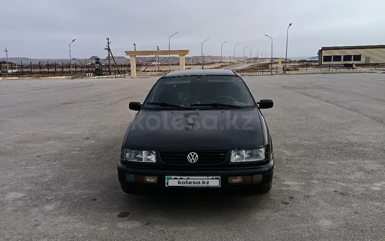 Volkswagen Passat 1995 годаүшін1 450 000 тг. в Актау