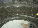 Зимние шипованные шины Dunlop пара, 285/60/18 за 60 000 тг. в Караганда – фото 2