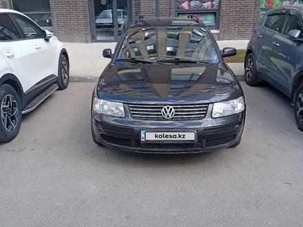 Volkswagen Passat 1998 года за 2 100 000 тг. в Астана