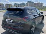 Hyundai Santa Fe 2021 года за 16 100 000 тг. в Астана – фото 3