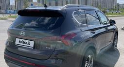 Hyundai Santa Fe 2021 года за 16 200 000 тг. в Астана – фото 3