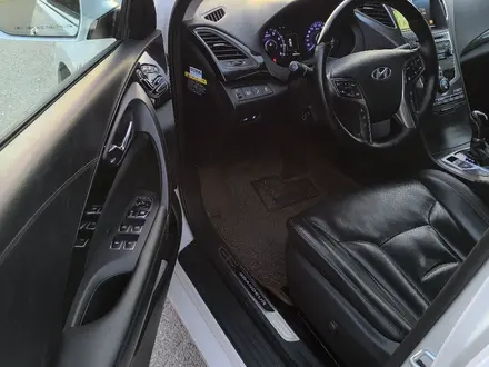 Hyundai Grandeur 2015 года за 8 200 000 тг. в Шымкент – фото 16