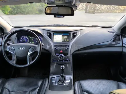 Hyundai Grandeur 2015 года за 8 200 000 тг. в Шымкент – фото 44