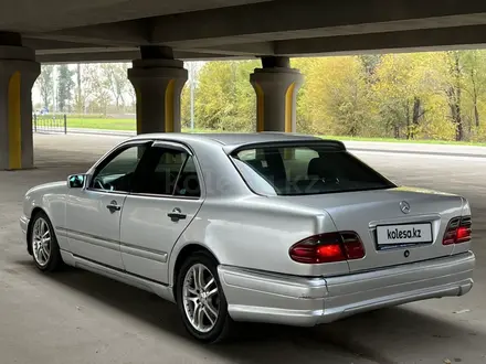 Mercedes-Benz E 280 1996 года за 2 700 000 тг. в Алматы – фото 4