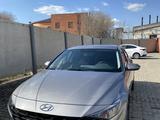 Hyundai Elantra 2021 года за 10 800 000 тг. в Актобе – фото 3