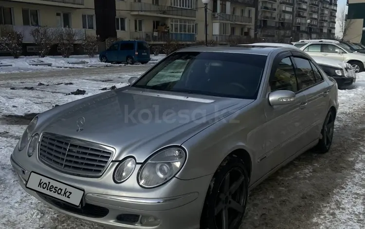 Mercedes-Benz E 320 2003 годаfor5 800 000 тг. в Алматы