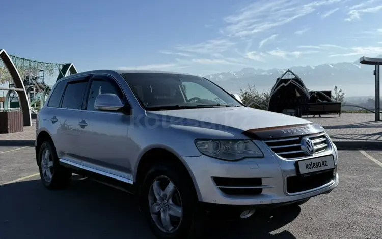 Volkswagen Touareg 2007 годаүшін6 900 000 тг. в Алматы