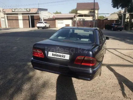 Mercedes-Benz E 280 1998 года за 3 900 000 тг. в Алматы – фото 4