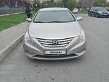 Hyundai Sonata 2011 года за 5 850 000 тг. в Шымкент – фото 4