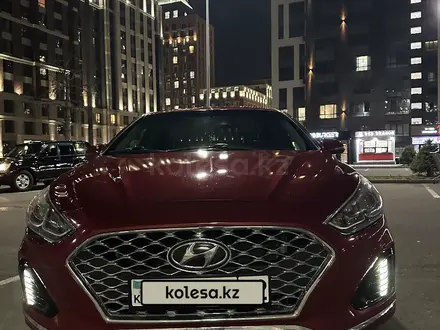 Hyundai Sonata 2019 года за 7 900 000 тг. в Алматы – фото 2