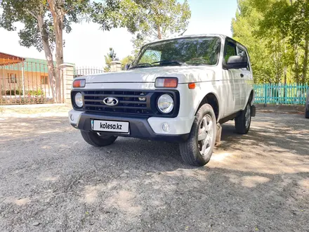 ВАЗ (Lada) Lada 2121 2020 года за 4 400 000 тг. в Алматы – фото 2