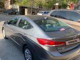 Hyundai Elantra 2017 годаfor6 500 000 тг. в Кентау – фото 2